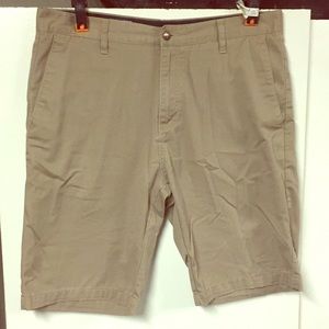 Volcom khaki shorts